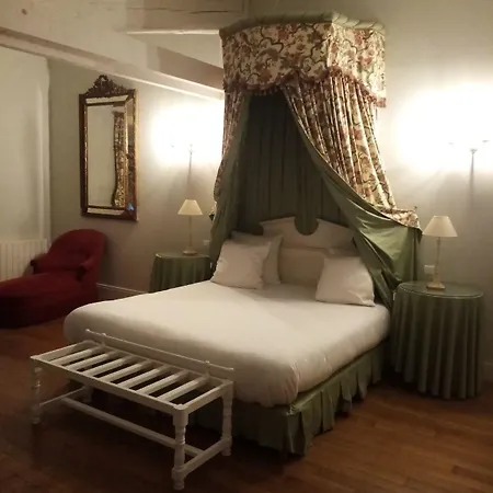 Chateau De 3*