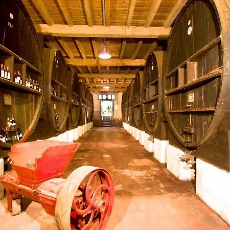 Hotell Chateau De 3*