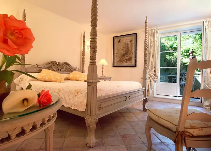 فندق Chateau De 3*