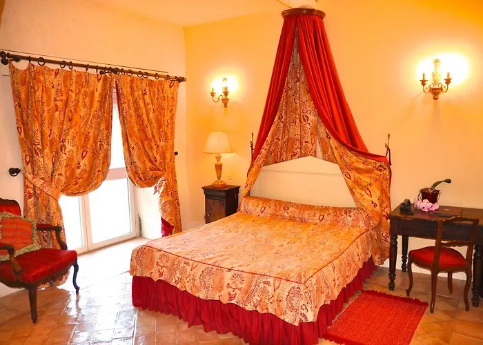 فندق Chateau De Cavanac