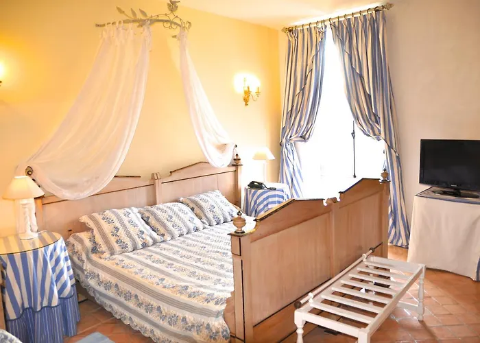 Chateau De 3* Cavanac